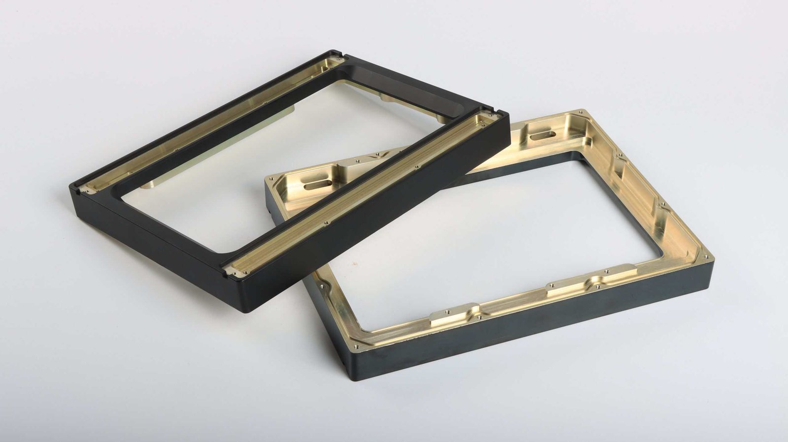 Custom machined aluminum enclosures and housings for electronic products